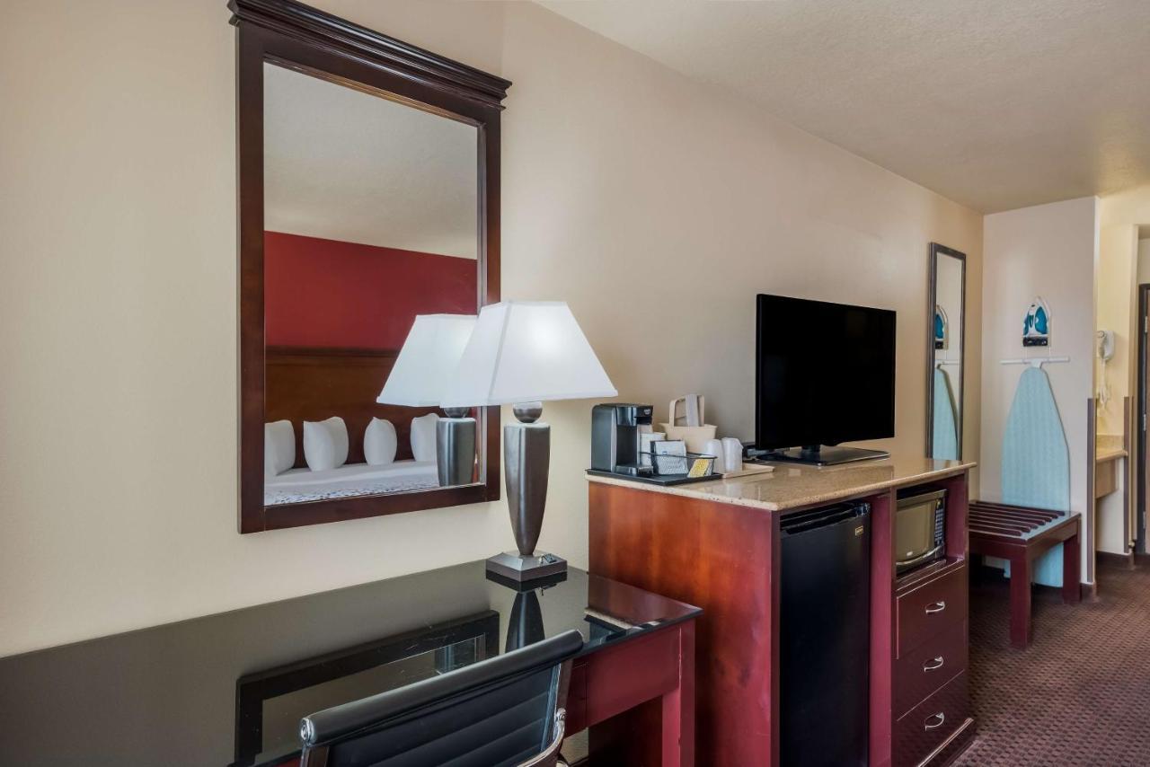 Surestay Plus Hotel By Best Western Silver City Εξωτερικό φωτογραφία